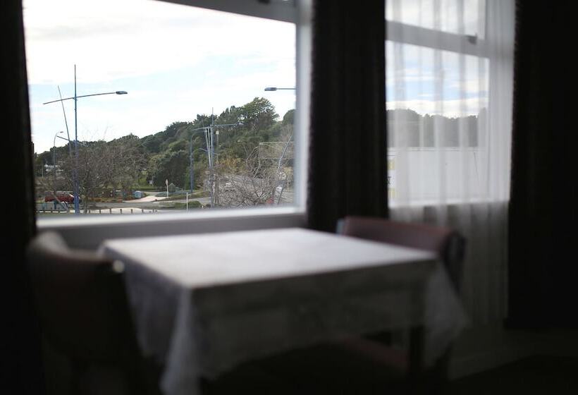 בית מלון כפרי Masonic