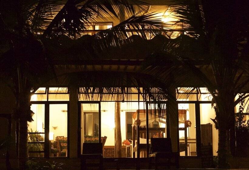 בית מלון כפרי Milele Villas