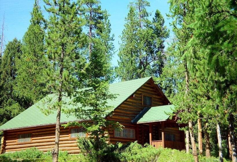 فندق Pahaska Tepee Resort