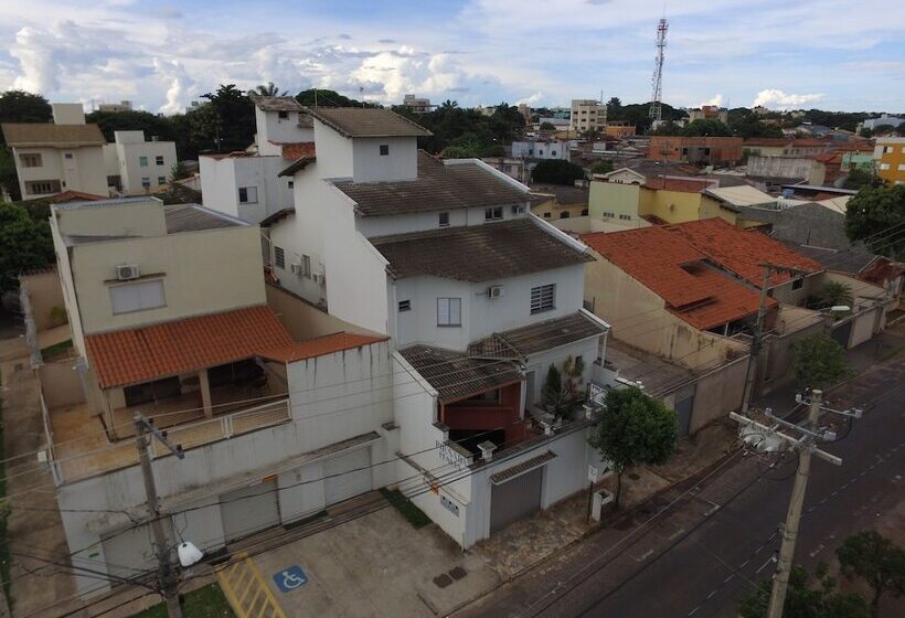 בית מלון כפרי Pousada Italia