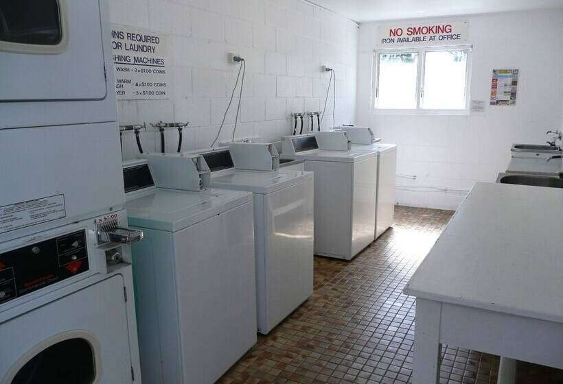 هتل River Retreat Home & Holiday Park