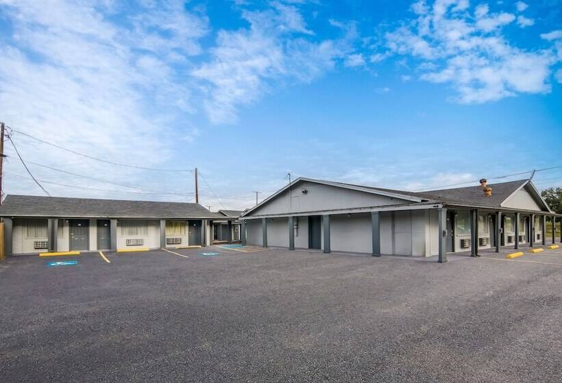 Отель Rodeway Inn