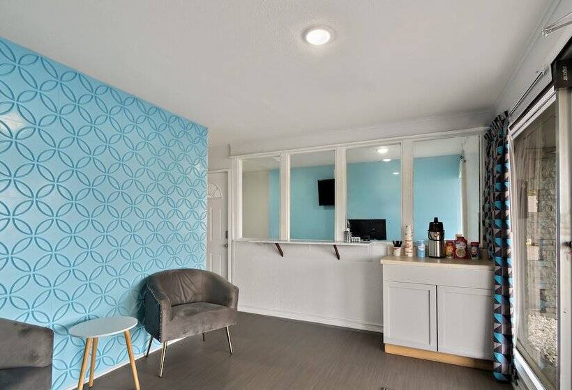 Отель Rodeway Inn