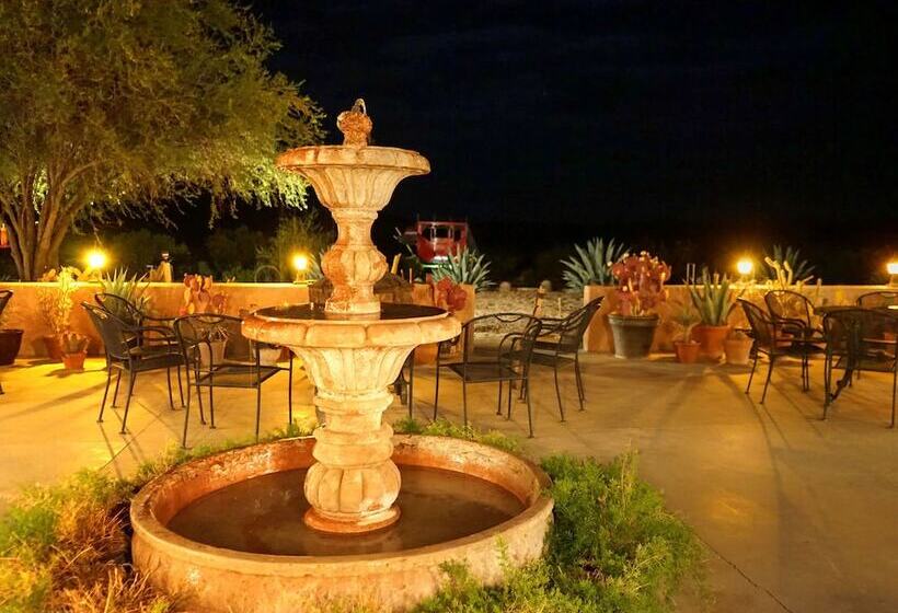 בית מלון כפרי Stagecoach Trails Guest Ranch