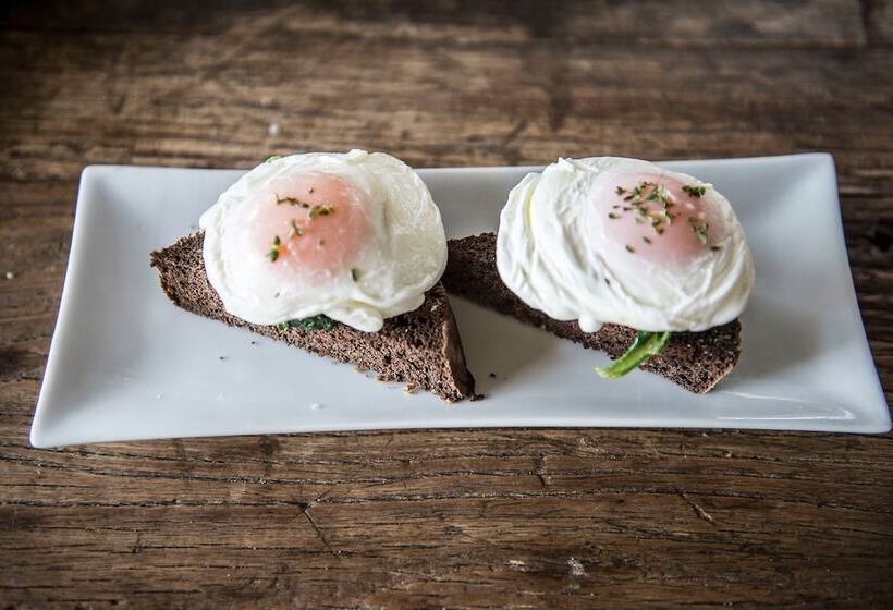 בית מלון כפרי Six Keys