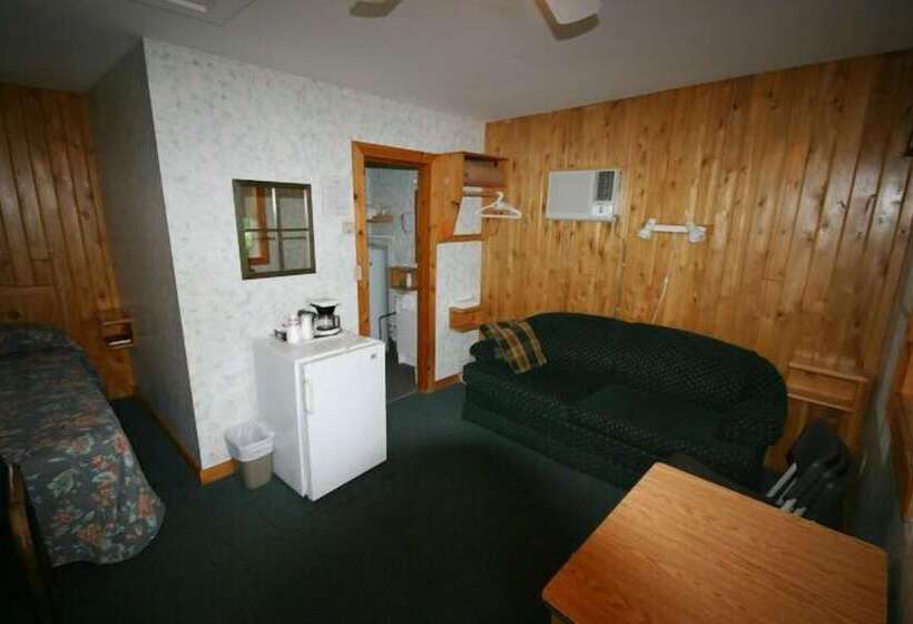 فندق Spectacle Lake Lodge