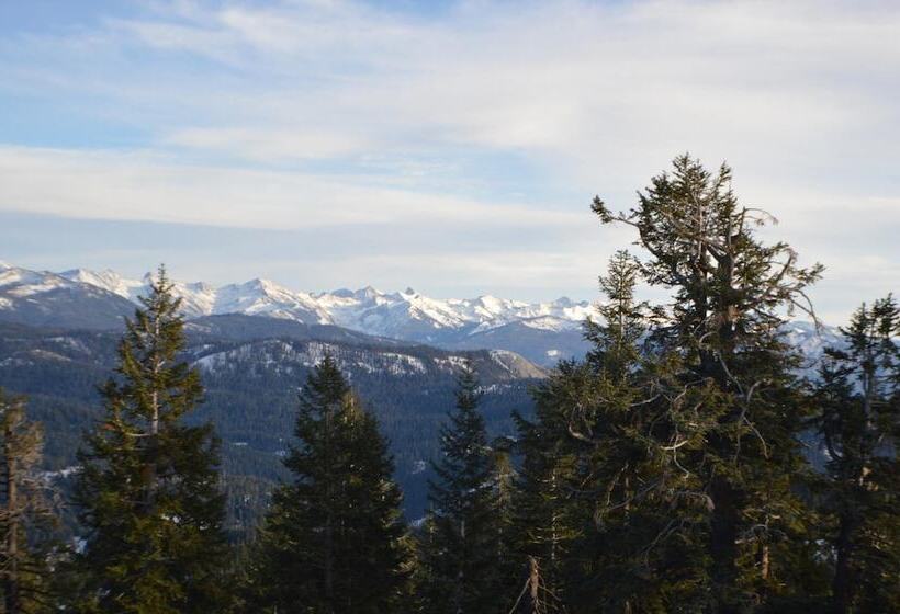 בית מלון כפרי Stony Creek Lodge