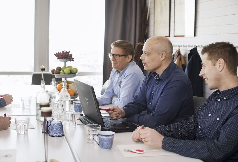 酒店 Strandflickornas Husen Invid Havet