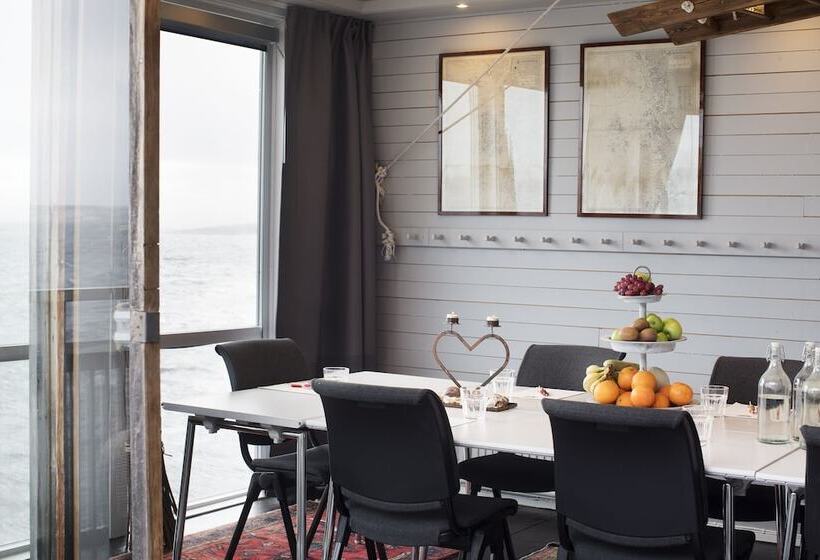 酒店 Strandflickornas Husen Invid Havet