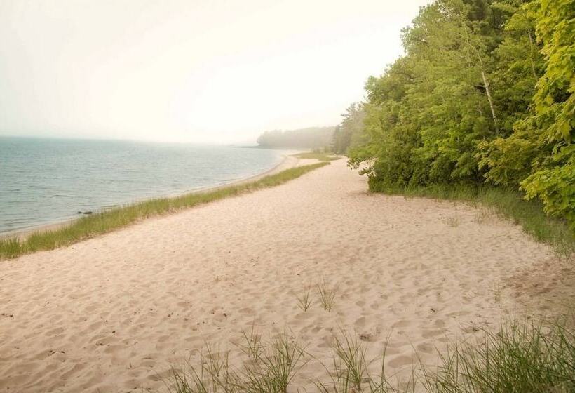 בית מלון כפרי Torch Bay Inn