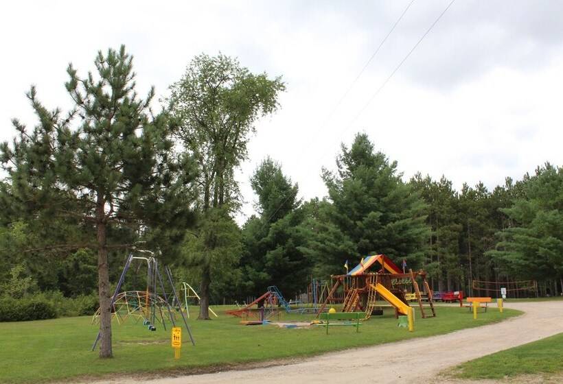 فندق Yukon Trails Rv & Camping Resort