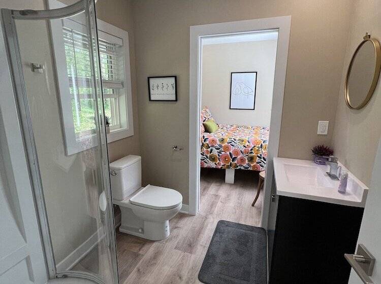 فندق Yukon Trails Rv & Camping Resort