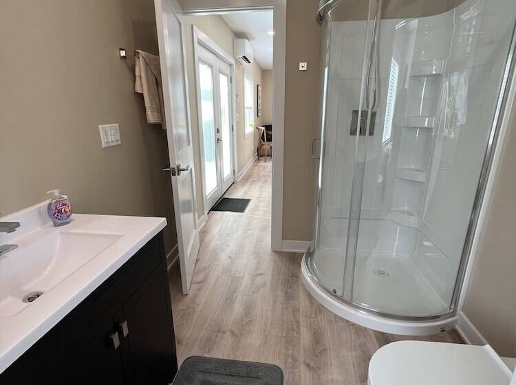 فندق Yukon Trails Rv & Camping Resort