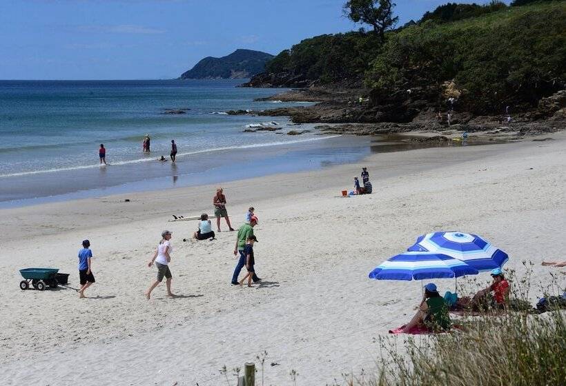 מוטל Camp Waipu Cove