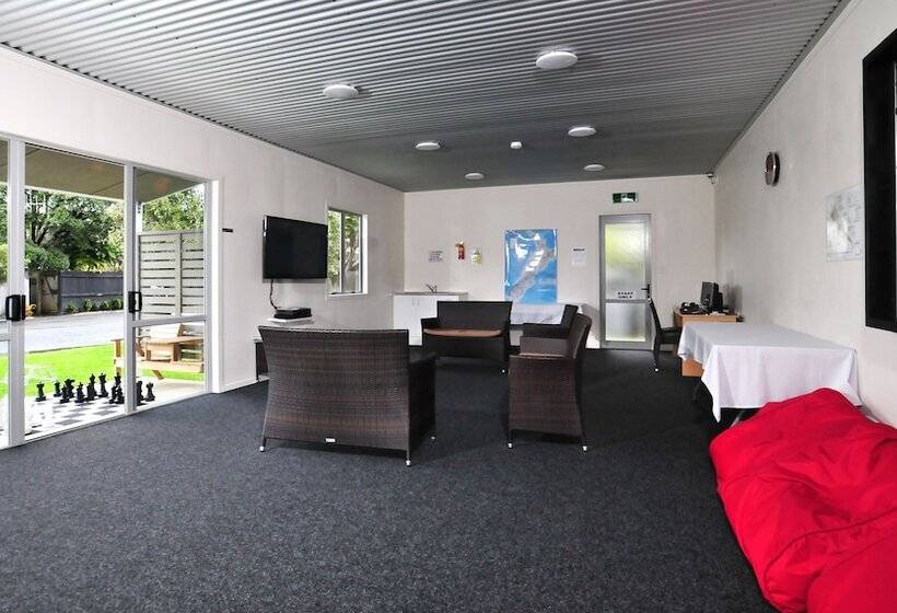 מוטל Camp Waipu Cove