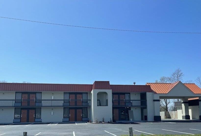 فندق على الطريق Dreamland Inn