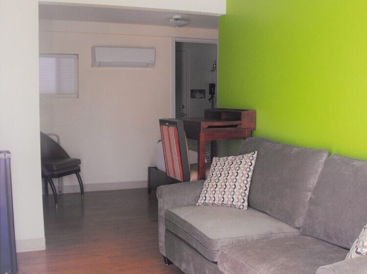 فندق على الطريق Eagle Crater Lake Inn