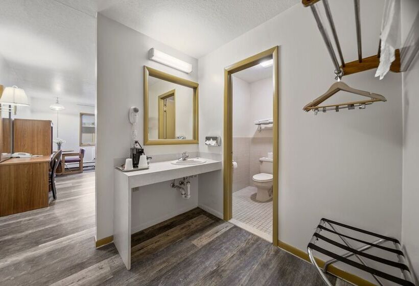 מוטל Executive Inn Cass City