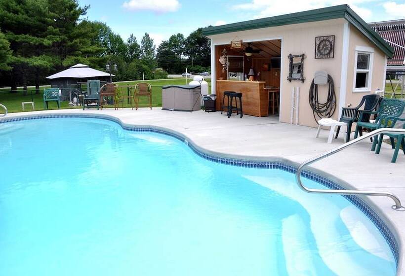 モーテル Fairway Overnight & Extended Stay