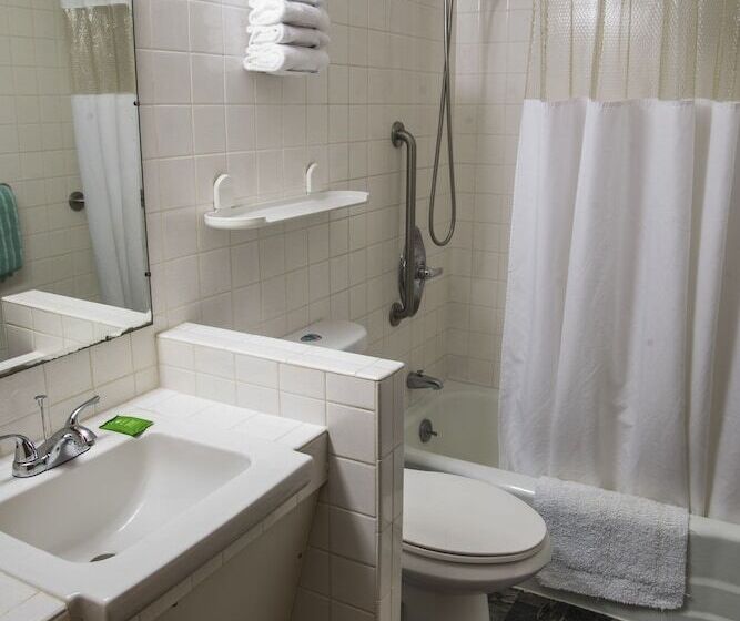 モーテル Fairway Overnight & Extended Stay