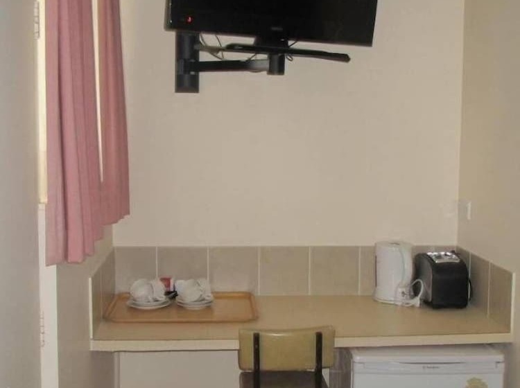 מוטל Great Lakes Motor Inn