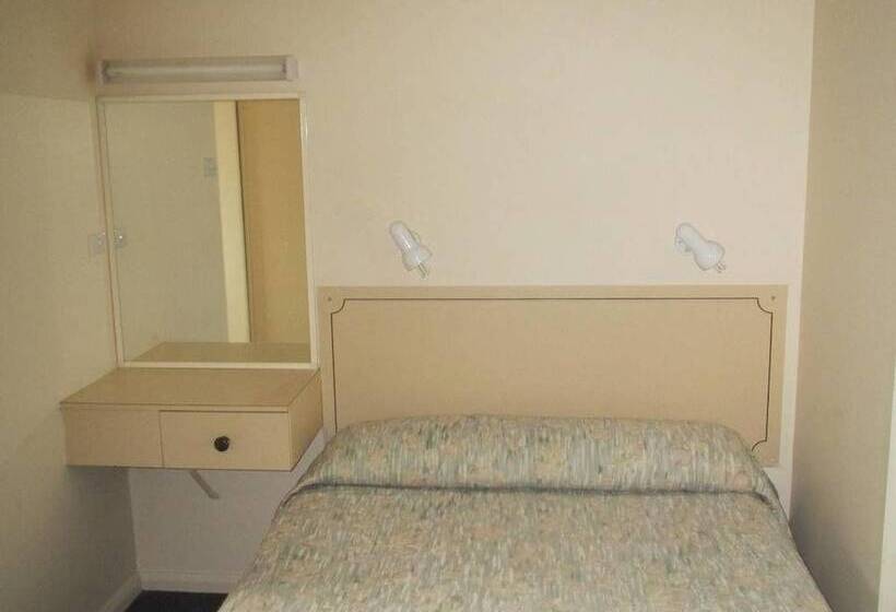 מוטל Great Lakes Motor Inn