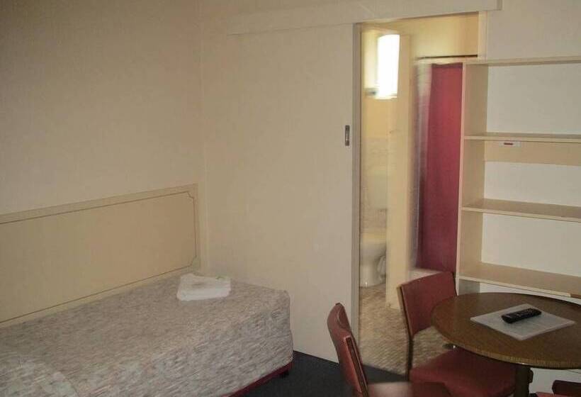 מוטל Great Lakes Motor Inn