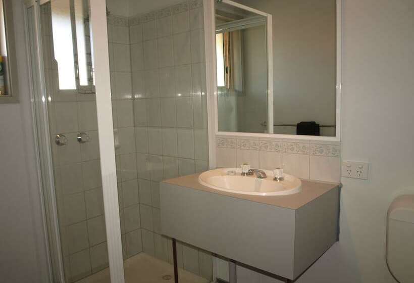 فندق على الطريق Old Coach Motor Inn Echuca