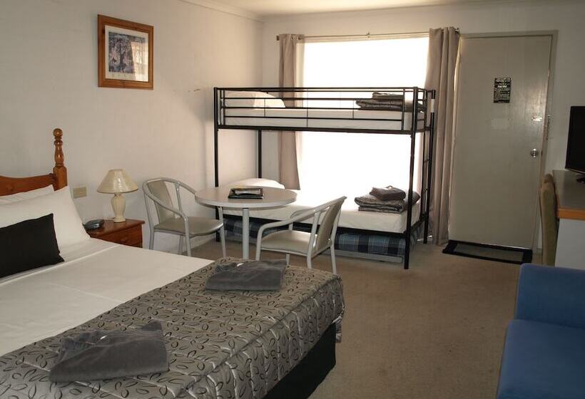 فندق على الطريق Old Coach Motor Inn Echuca