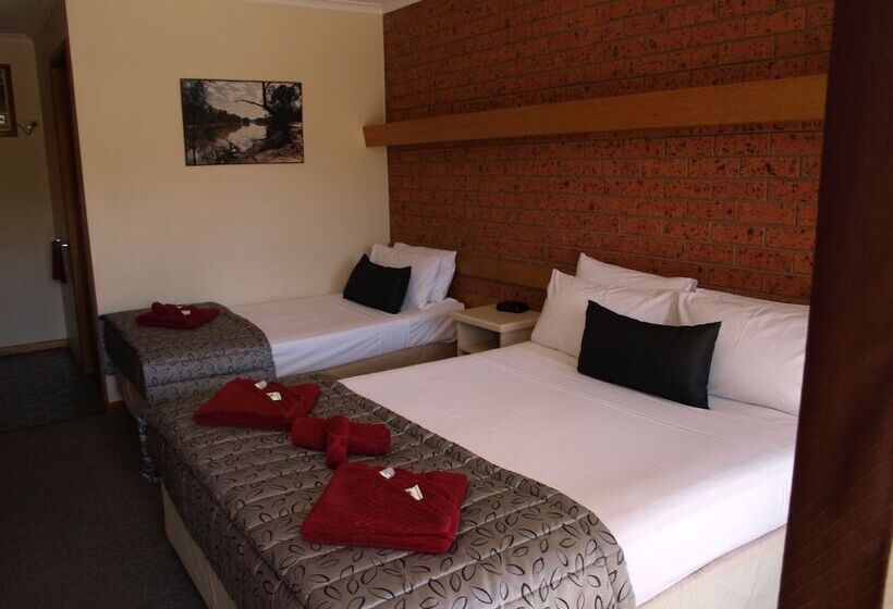 فندق على الطريق Old Coach Motor Inn Echuca