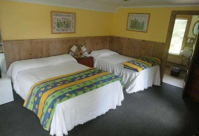 汽车旅馆  The Cabins At Autumn Mountain Winery