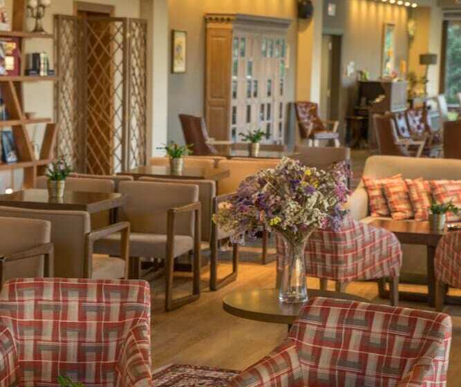 Orizontes Tzoumerkon Hotel Resort