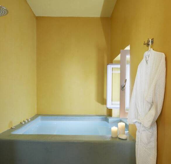 פנסיון Caldera Esprit Suites