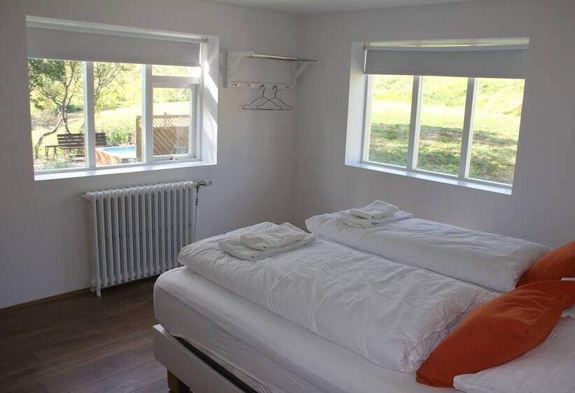 پانسیون Draflastadir Guesthouse