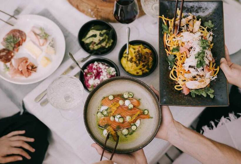 膳宿费 Flowerdale Estate