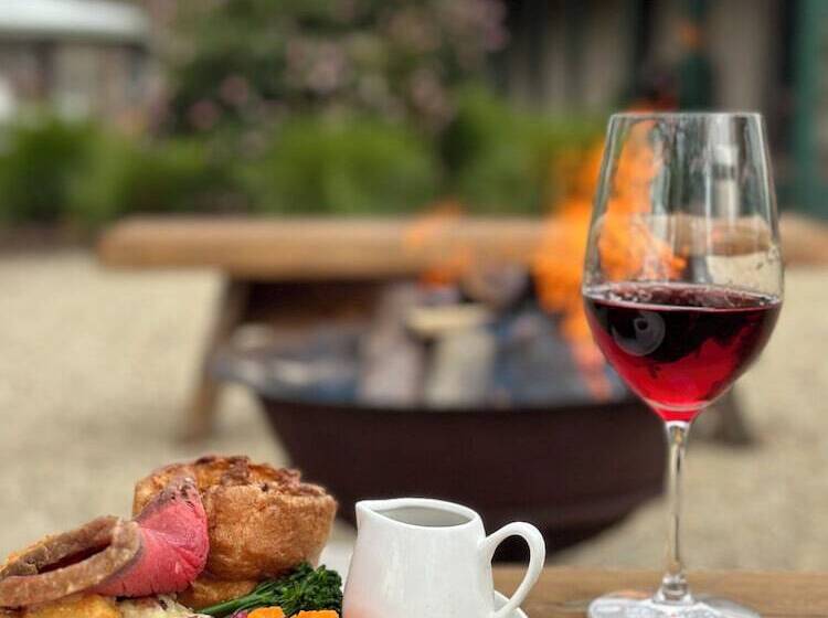 膳宿费 Flowerdale Estate