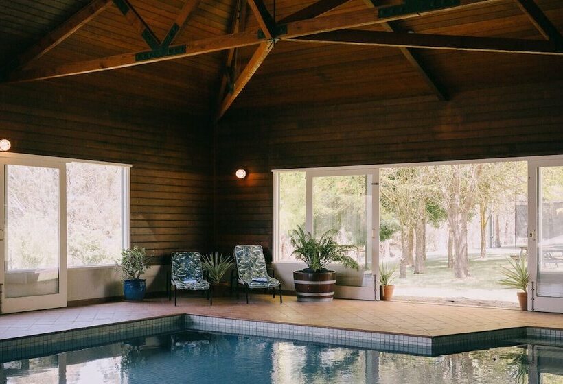 膳宿费 Flowerdale Estate