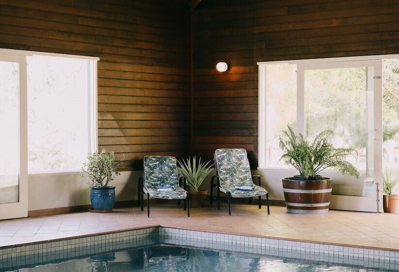 膳宿费 Flowerdale Estate