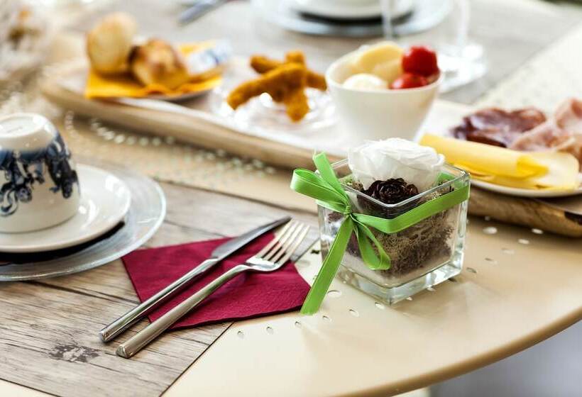 Пансион La Villa Desenzano