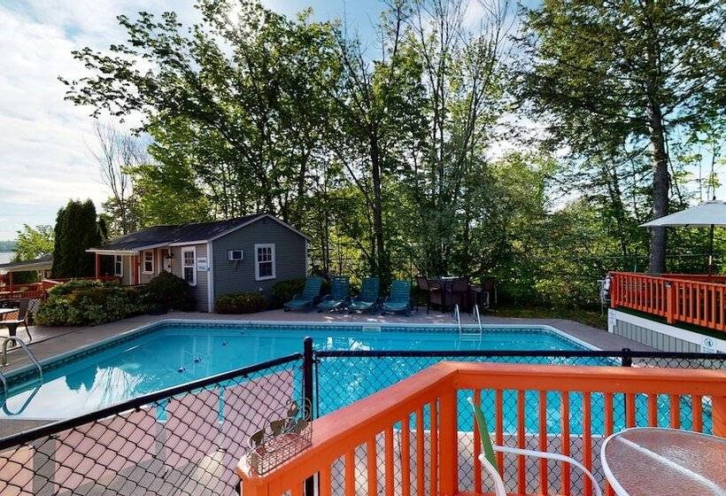 膳宿费 The Lakeview Inn & Cottages