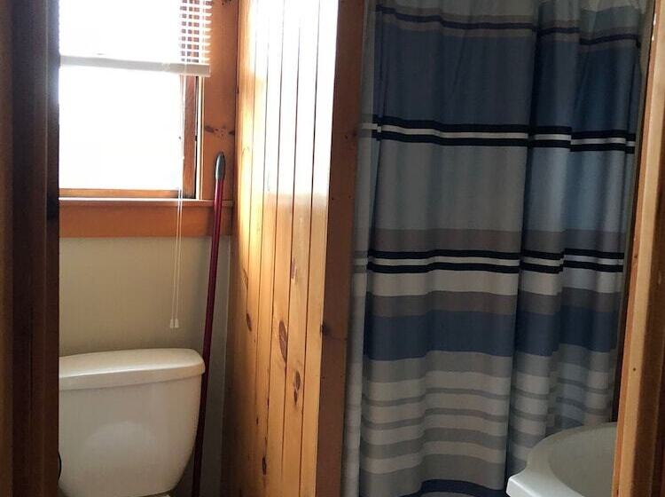 膳宿费 The Lakeview Inn & Cottages