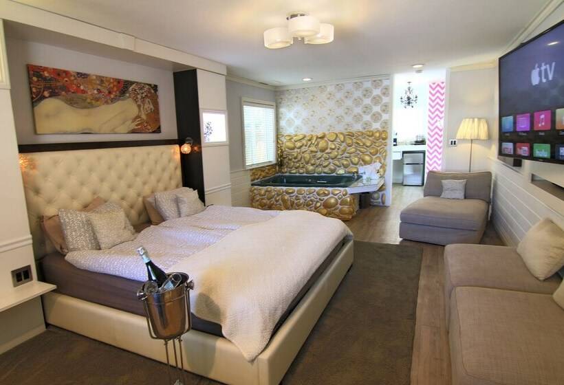 膳宿费 Big Bear Spa Suites