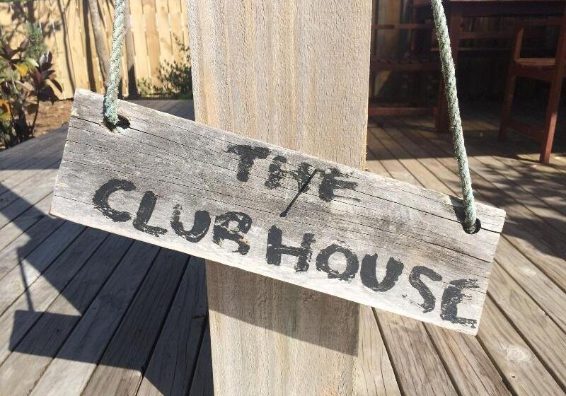 Пансион Mangawhai Chalets