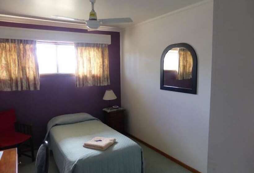 פנסיון Tanoshii Spa & The Edge Spa Stay