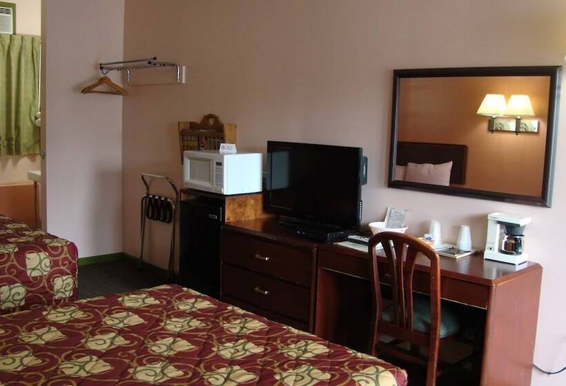 Pinconning Trail Inn Motel