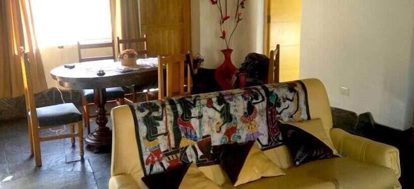 Pirwa Sacred Valley Lodge Hostel