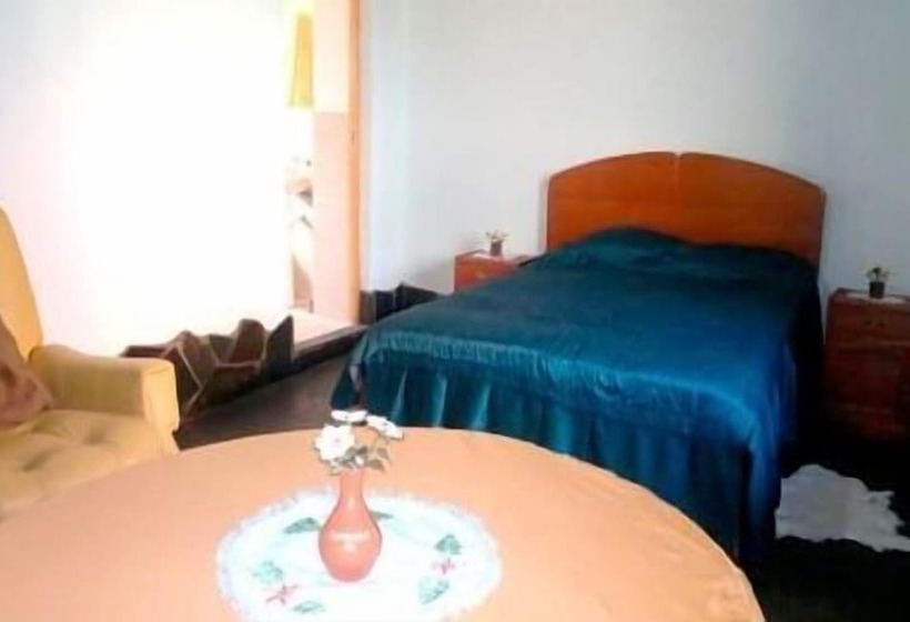 Pirwa Sacred Valley Lodge Hostel