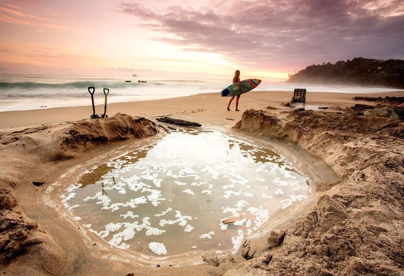 منتجع Hot Water Beach Top 10 Holiday Park