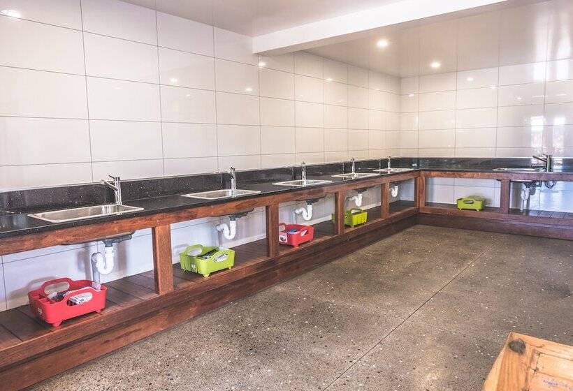 אתר נופש Island View Holiday Park