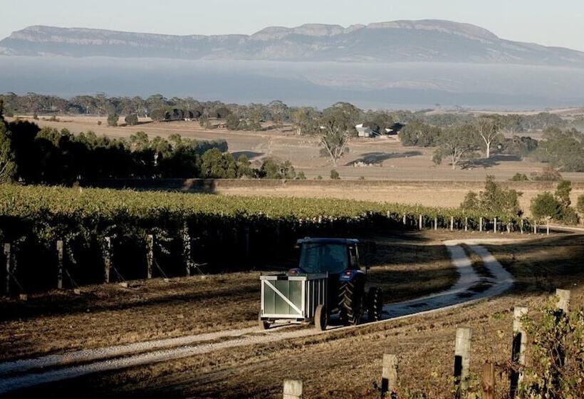 منتجع Lake Fyans Holiday Park